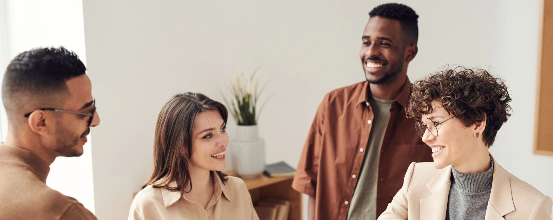 KASA_Recovery_Executive_Rehab_Los_Angeles_People_Laughing